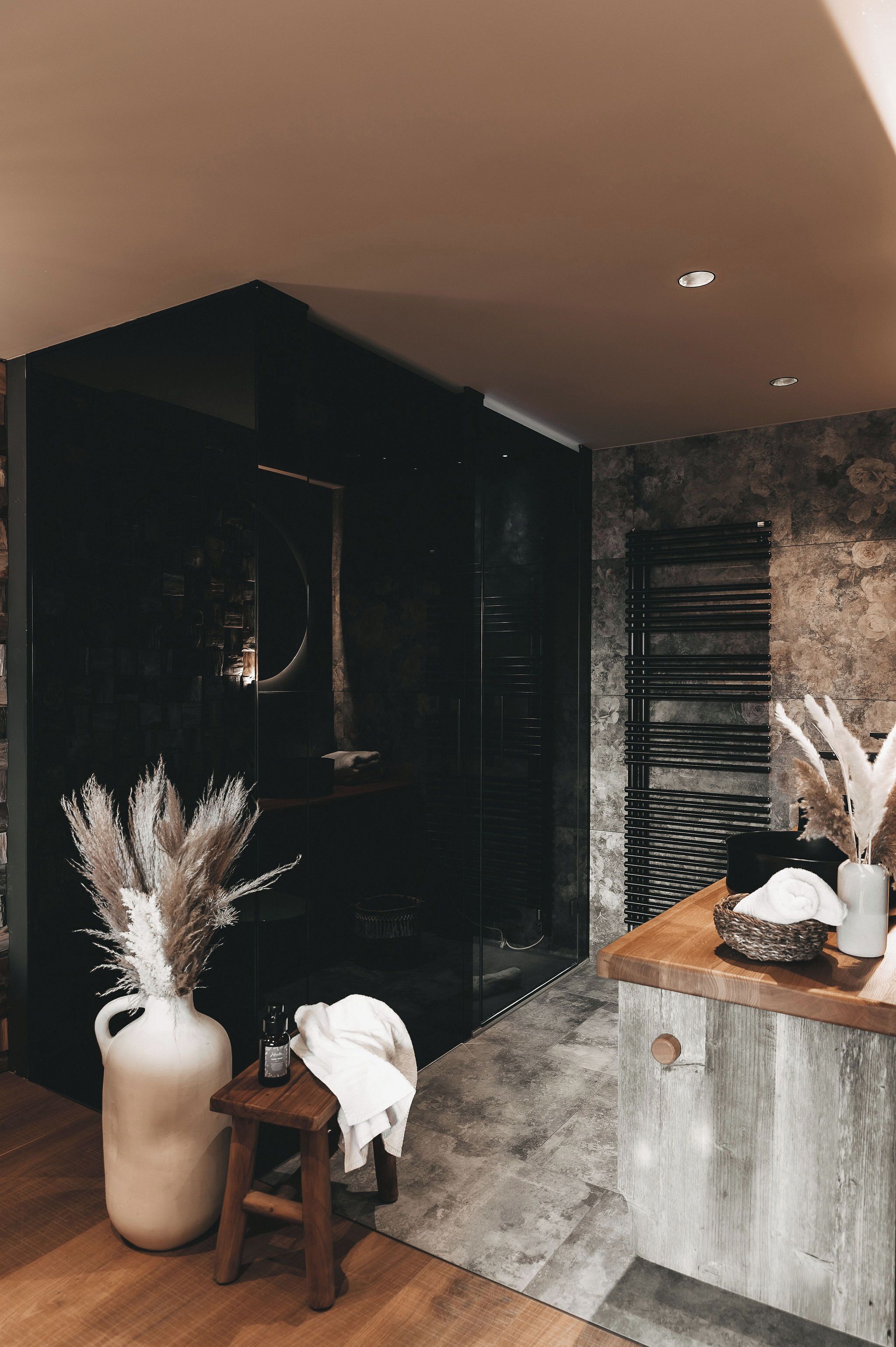 Design Suite | Bilik Mandi | Kelengkapan dandanan diri percuma, pengering rambut, jubah mandi 