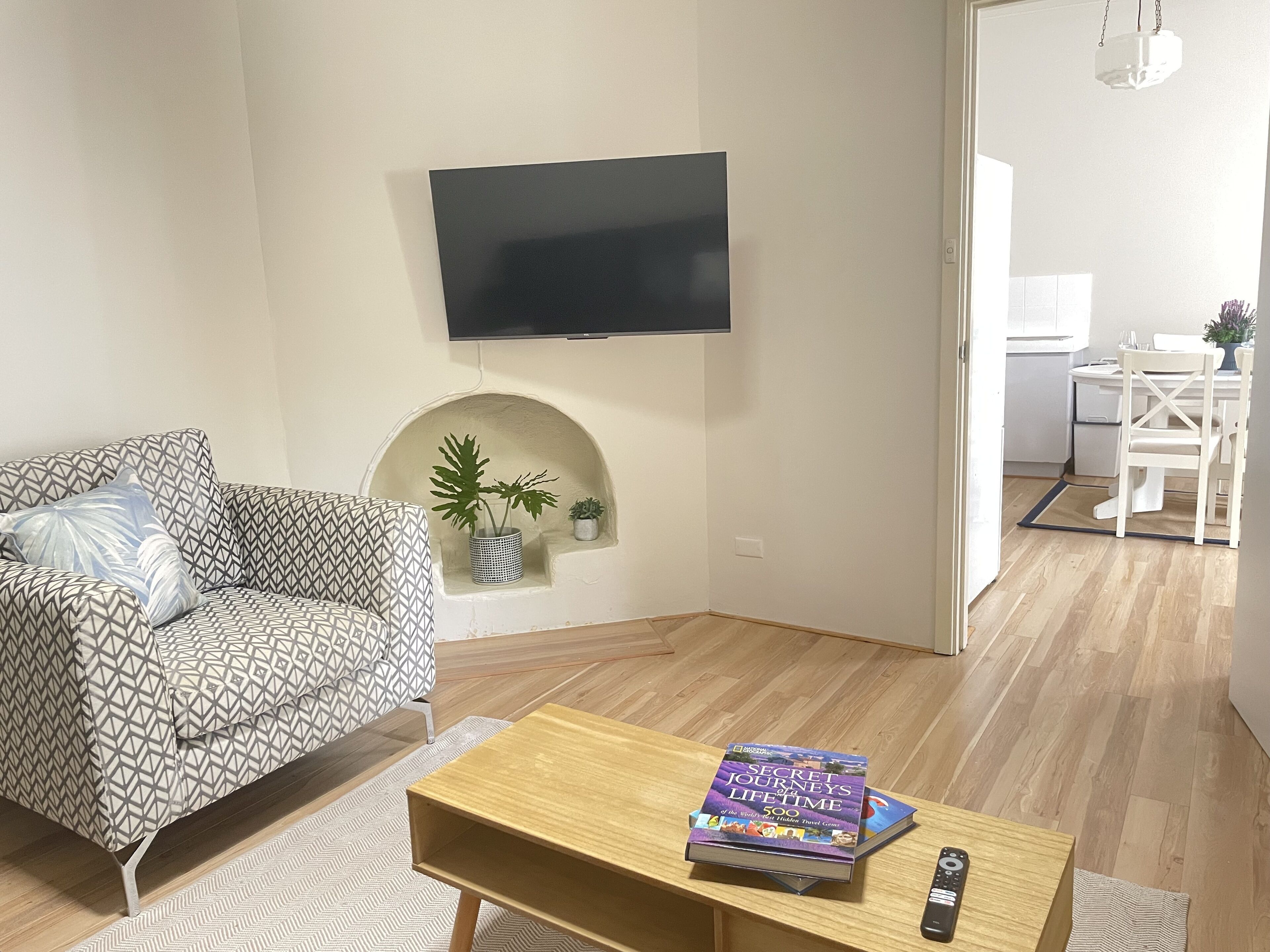 Smart TV, offices