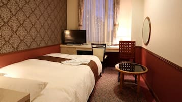 1 室のベッドルーム、デスク、アイロン / アイロン台、WiFi (無料)