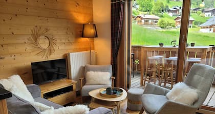 Cozy Quiet Apartment with Parking and WIFI