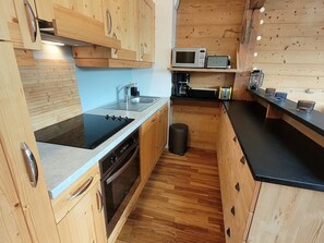 Fridge, microwave, dishwasher