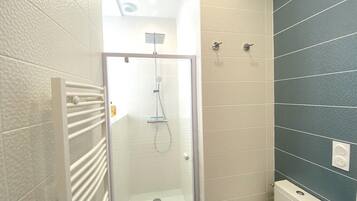 Shower, hair dryer