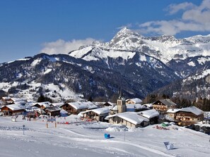 Snow and ski sports