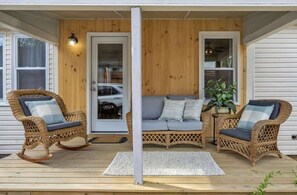 صورة غير مصنفة، 2 من 41، زرّ