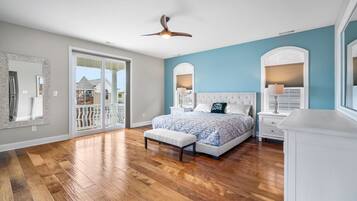 4 slaapkamers, een bureau, een strijkplank/strijkijzer, gratis wifi