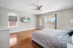 4 habitaciones, escritorio, tabla de planchar con plancha y wifi gratis 