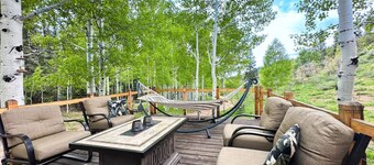 Off-Grid Yurt at Angel Valley Ranch