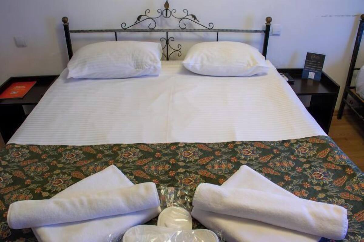 Egyptian cotton sheets, premium bedding, down comforters