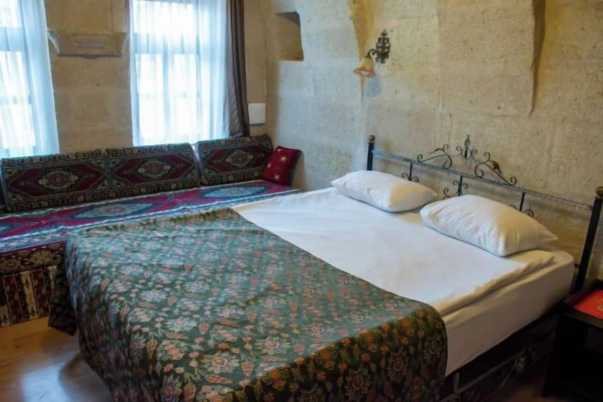 Egyptian cotton sheets, premium bedding, down comforters