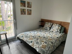 1 chambre, Wi-Fi gratuit, draps fournis