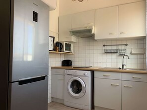 Fridge, microwave, coffee/tea maker
