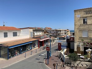 Imagen sin descripción, 3 de 18, botón