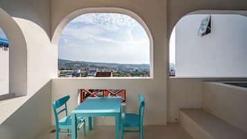 Deluxe Double Room | City view