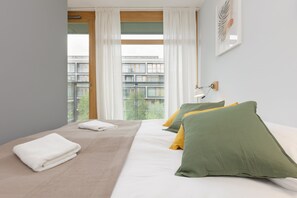 Fer et planche à repasser, Wi-Fi, draps fournis