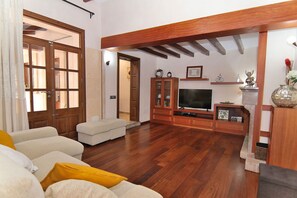 Televisie en een tafeltennistafel