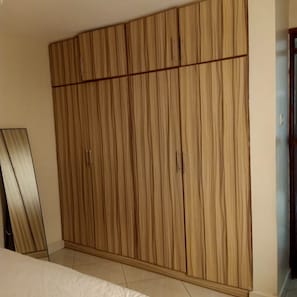Wardrobe - Affordable Heaven by CHH (Nairobi)