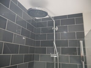 Appartement, 1 grand lit | Salle de bain