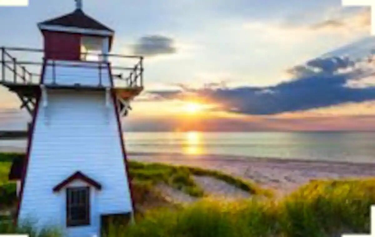 Plage à proximité, chaises longues, serviettes de plage