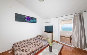 1 Schlafzimmer, Bügeleisen/Bügelbrett, Reisekinderbett, kostenloses WLAN