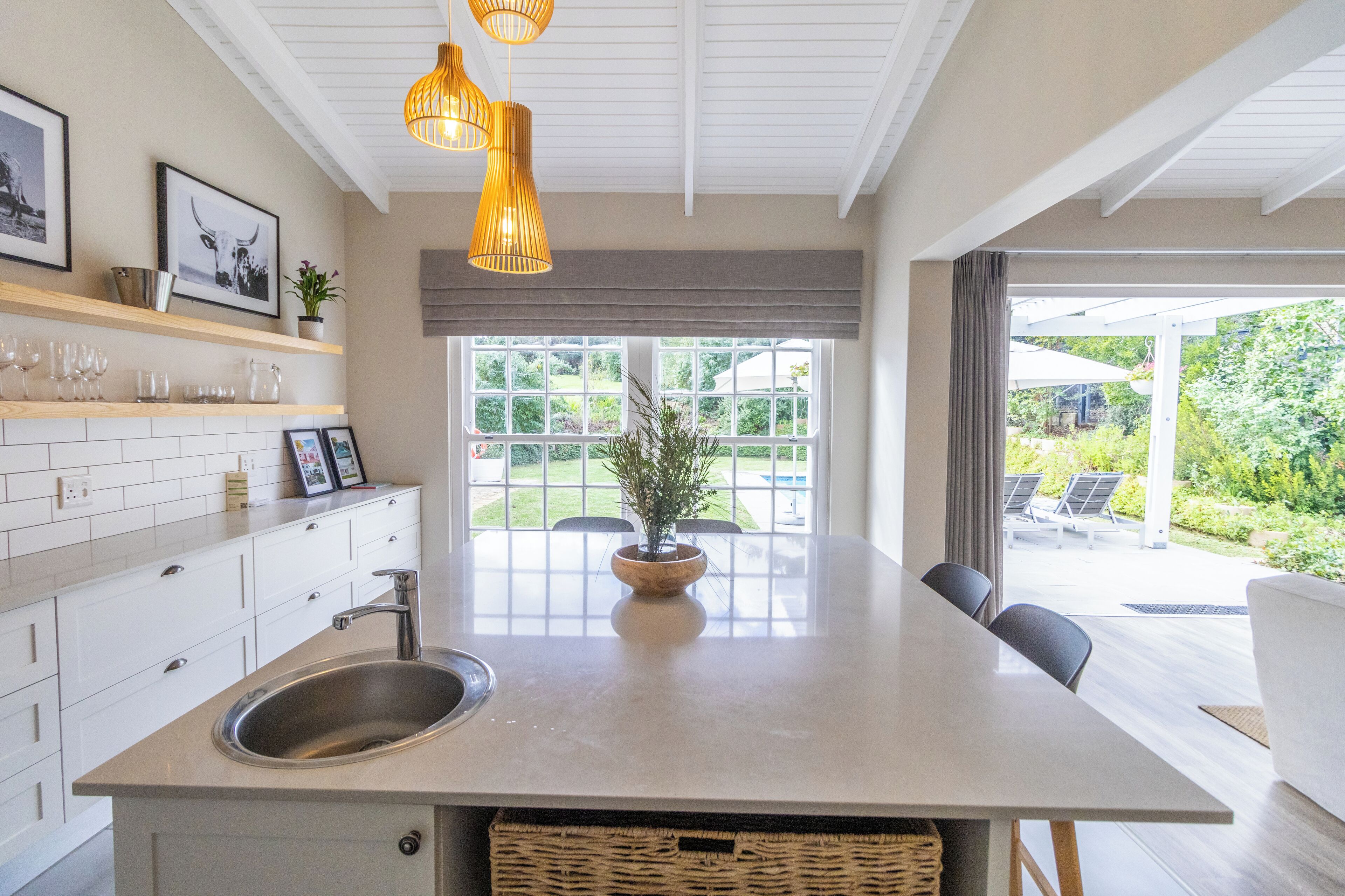 Family House | Private kitchen | Full-sized fridge, microwave, oven, stovetop