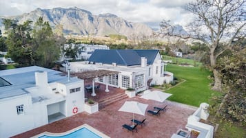 House | Private pool