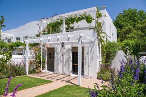Luxury Cottage | View from room