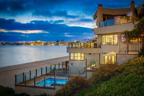Exterior - Bayfront Paradise w/ Gorgeous Pool and Spa! (San Diego)