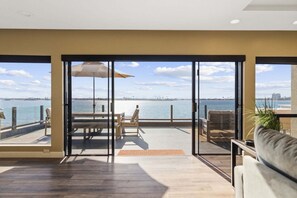 Interior - Bayfront Paradise w/ Gorgeous Pool and Spa! (San Diego)