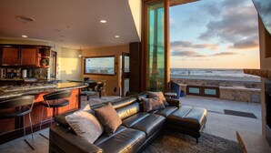 Unclassified image, 2 of 51, button - Verona Oceanfront Luxury Villa w/ Spa, Multiple Private Patios, AC, Grill & Garage! (San Diego)