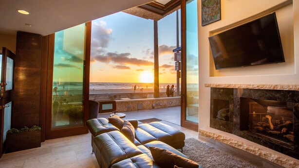 Unclassified image, 1 of 51, button - Verona Oceanfront Luxury Villa w/ Spa, Multiple Private Patios, AC, Grill & Garage! (San Diego)
