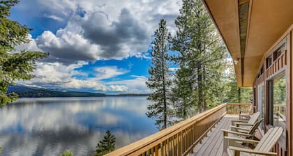 Laur House on Little Payette Lake - Lakefront - Deck - Trailer & pet friendly - WiFi