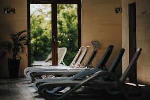 Indoor pool, outdoor pool - Aspen Prime Ski & Bike Resort (Podlesie)