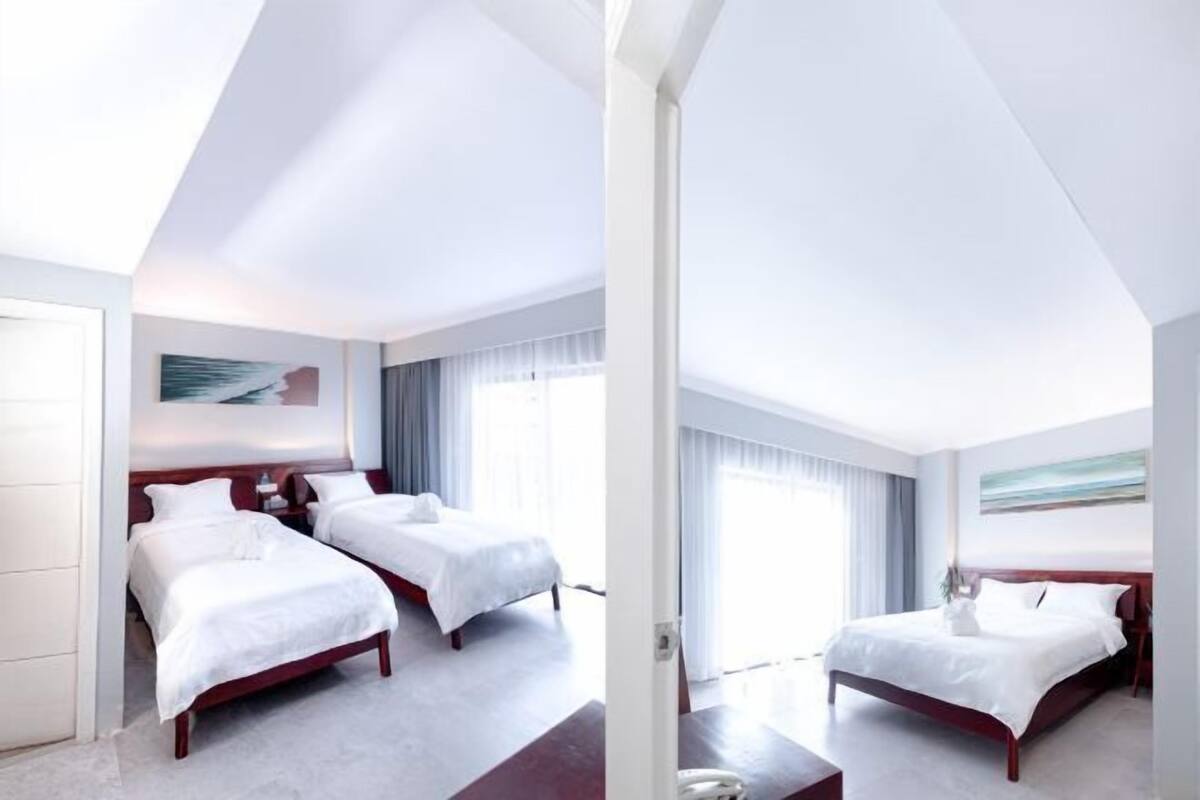 1 quarto, cofres nos quartos, cortinas blackout, quartos à prova de som