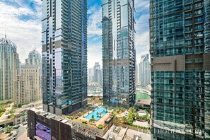 View from property - LUX The Dubai Marina View Suite (Dubai)