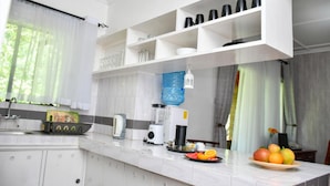 Căn hộ, 1 phòng ngủ | Bếp riêng | Tủ lạnh, ấm điện, dụng cụ nấu nướng/bát dĩa/dao nĩa 