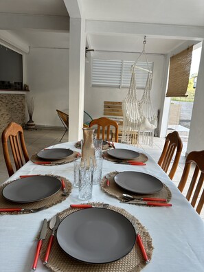 Dining - Kapumati Villa - Evasion en Martinique (Sainte-Anne)