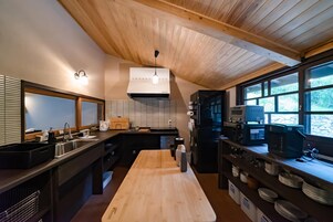 Family House | Private kitchen | Paper towels