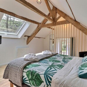 1 chambre, lit parapluie, draps fournis