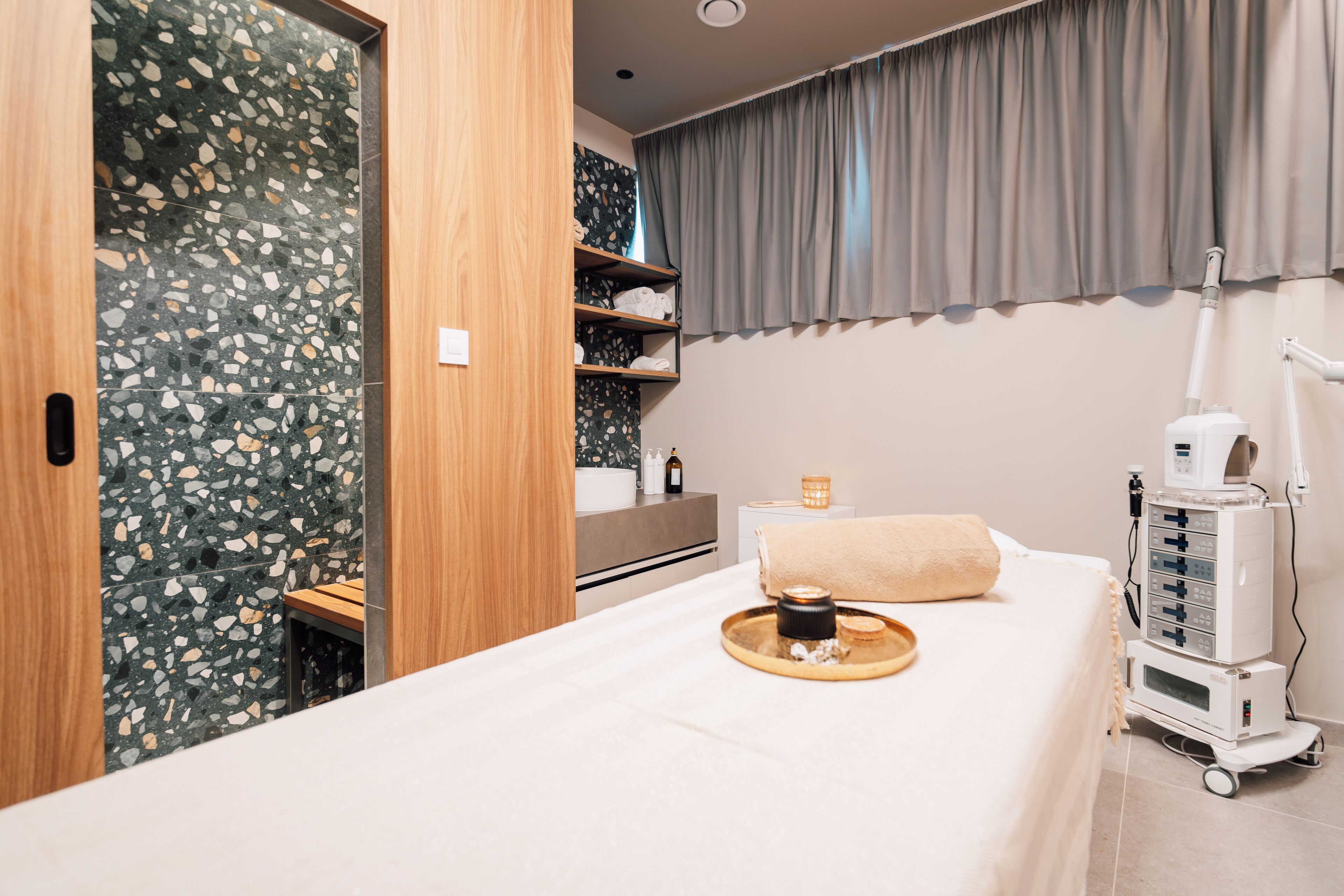 Sauna, massagebehandlinger