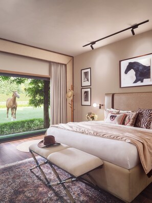 Premium Double Room, Garden View | Free WiFi, bed sheets