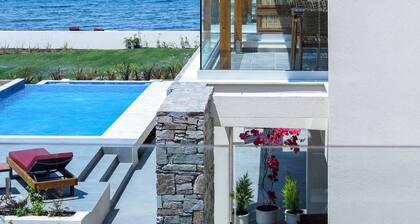 Amyntas Seafront Hotel - Adults Only