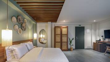 Junior Suite with Pool View