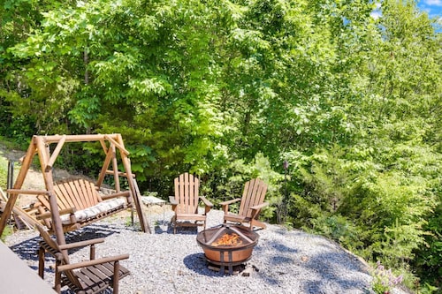 Norris Lake Cabin – Game Room, Dock & Stunning Views