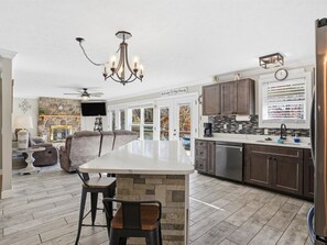 Interior - Norris Lake Cabin – Game Room, Dock & Stunning Views (New Tazewell)