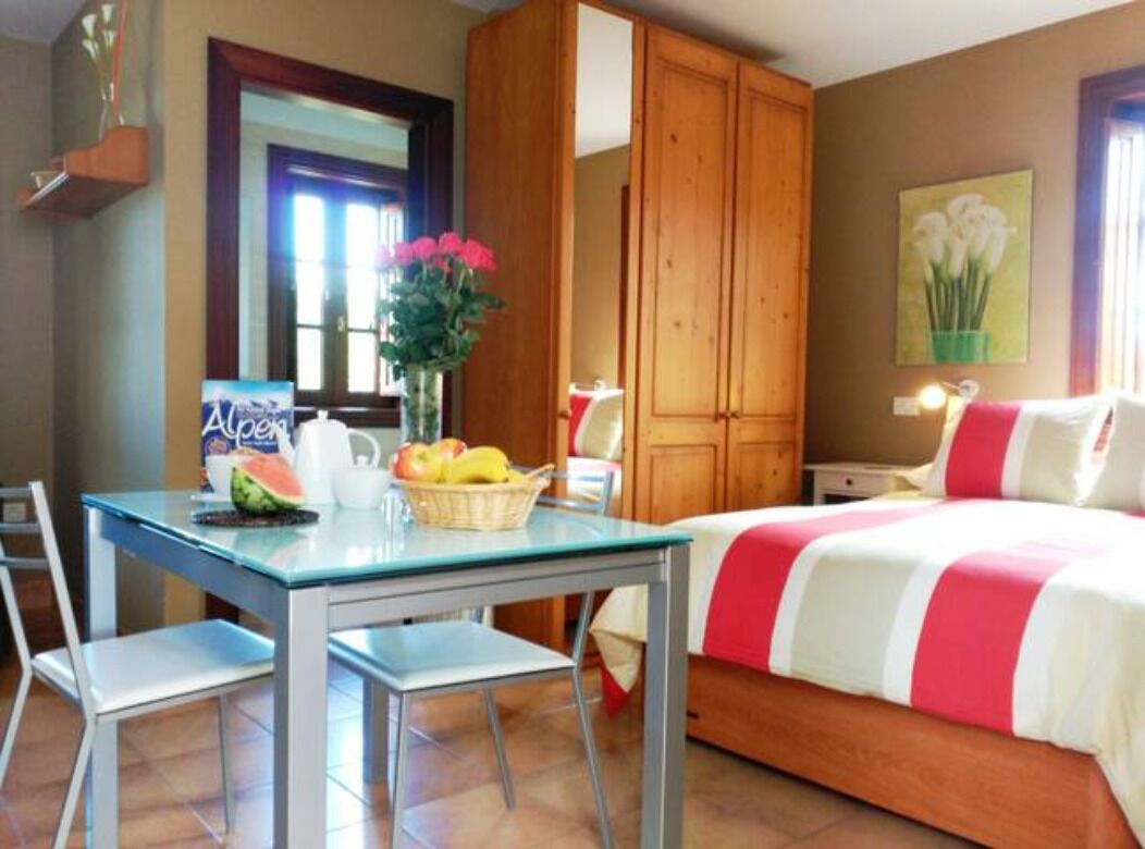 1 camera, Wi-Fi gratuito, lenzuola