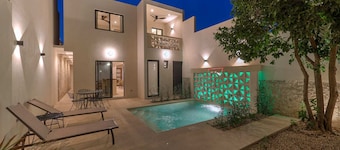 Casa Cigno in Merida Centro with Sunny Pool & Private Garage!