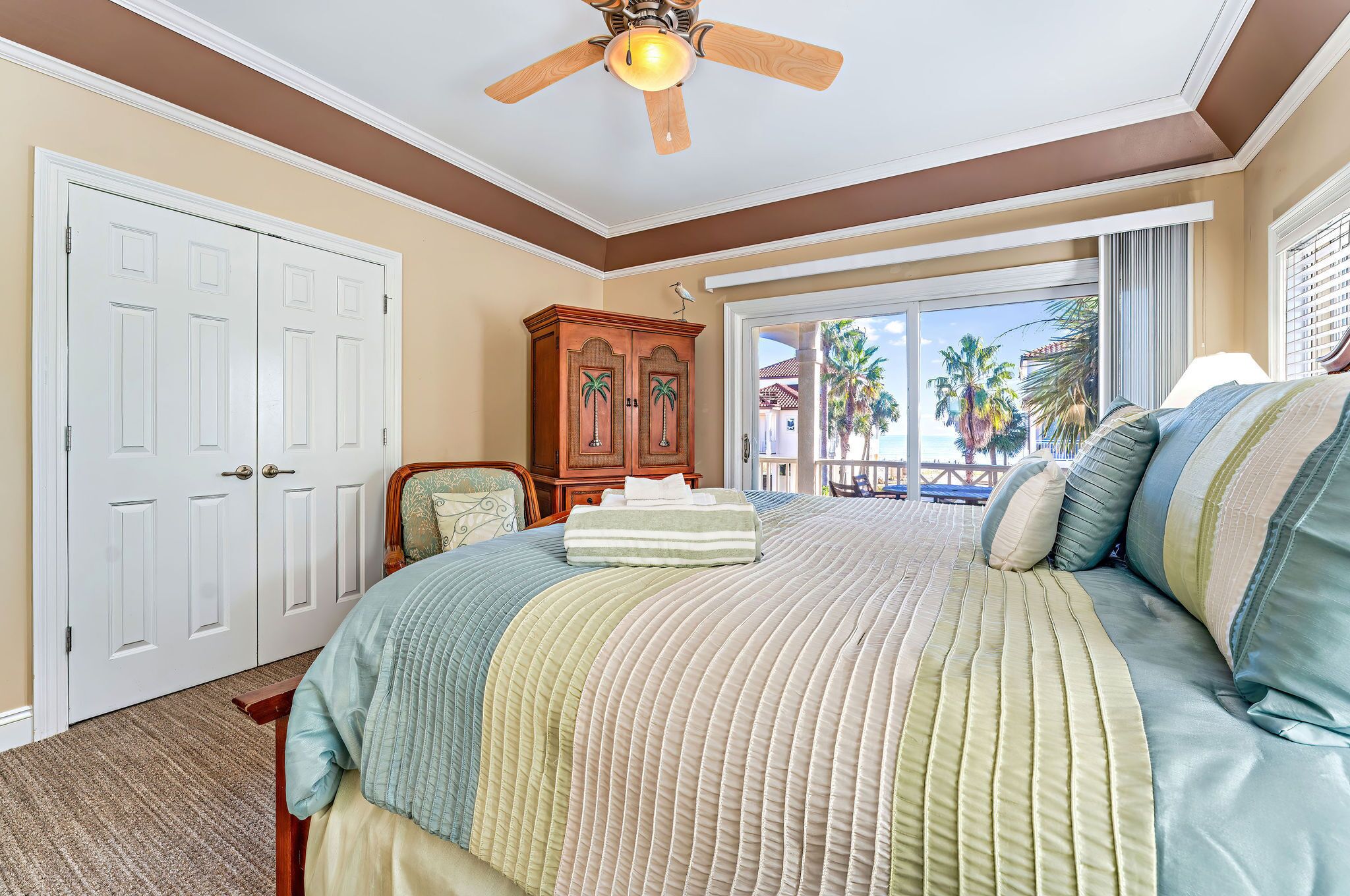 5 bedrooms, internet