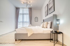 1 bedroom, in-room safe, iron/ironing board, free WiFi