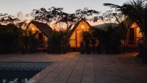 Deluxe Room - The Vintage Farm (Trimbak)