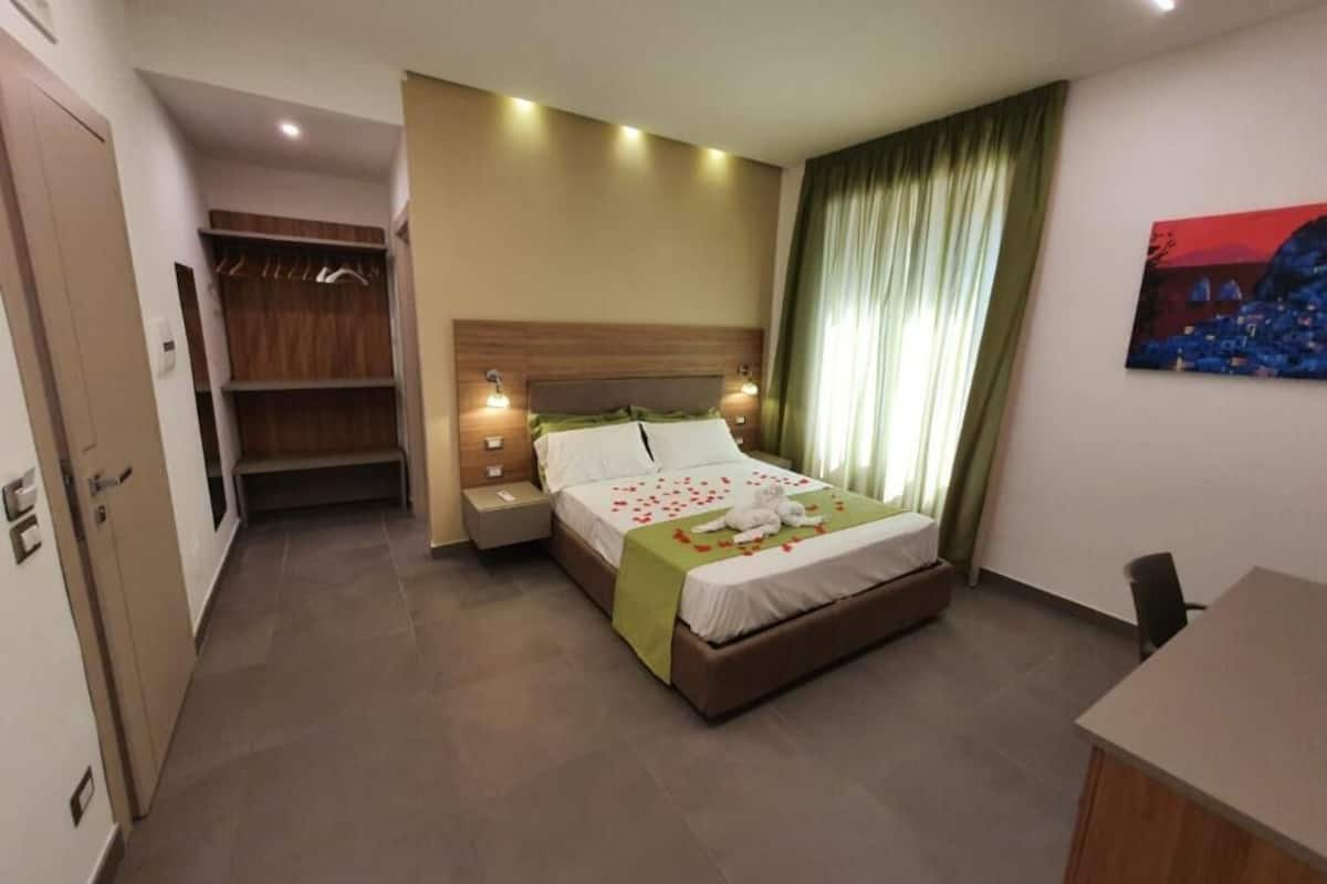 Camera Family 503 | Äänieristys, ilmainen Wi-Fi